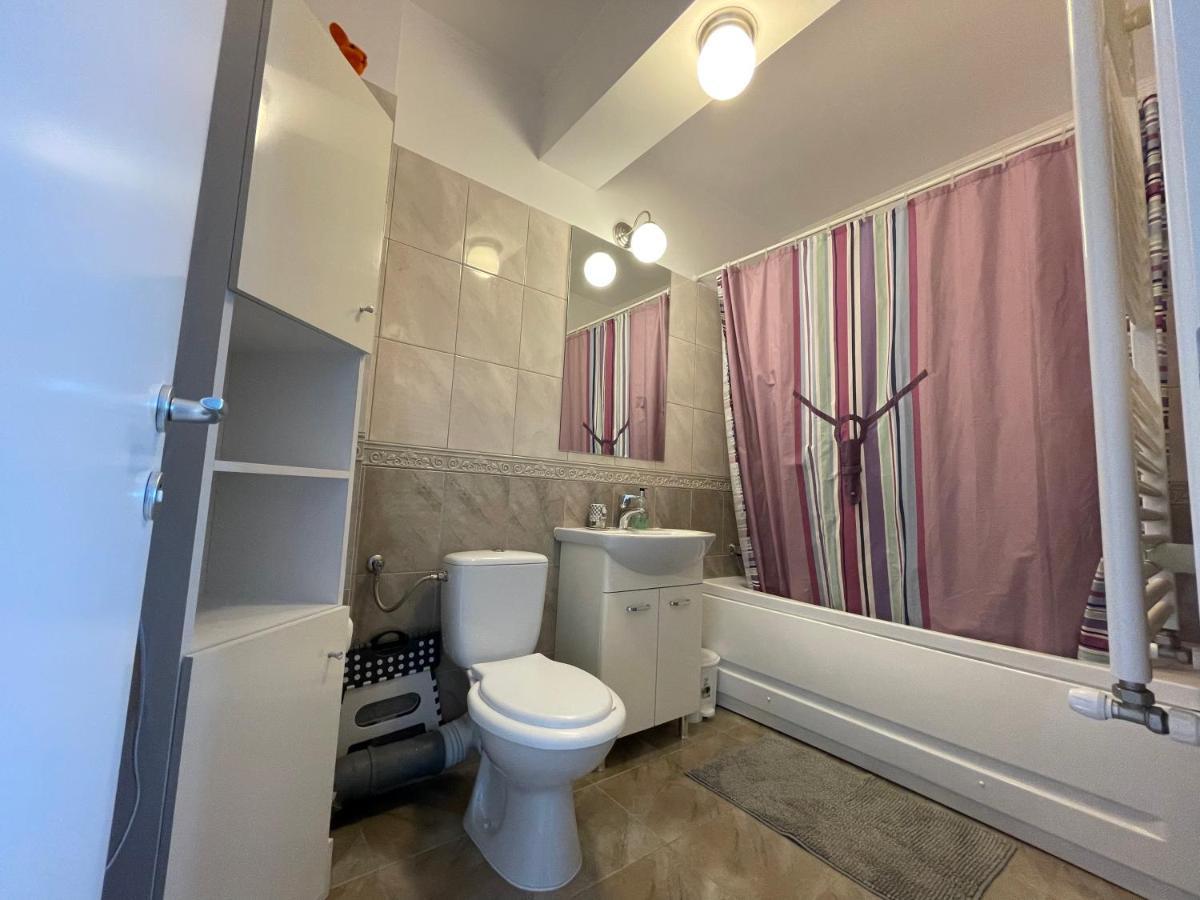Feels Like Home Apartment M S Apartments Bucureşti Ngoại thất bức ảnh