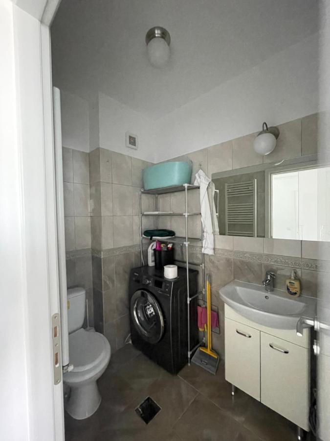 Feels Like Home Apartment M S Apartments Bucureşti Ngoại thất bức ảnh