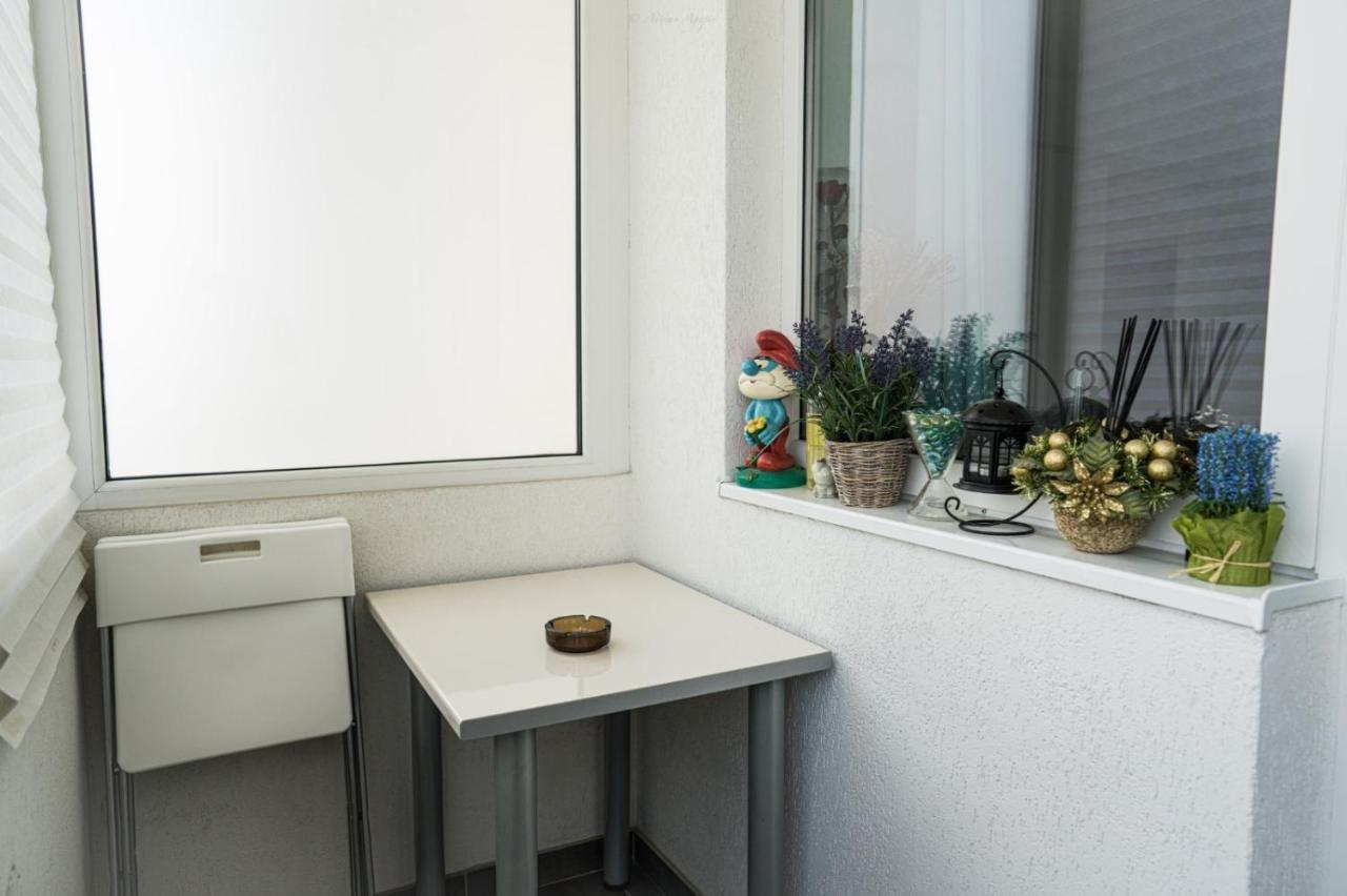 Feels Like Home Apartment M S Apartments Bucureşti Ngoại thất bức ảnh